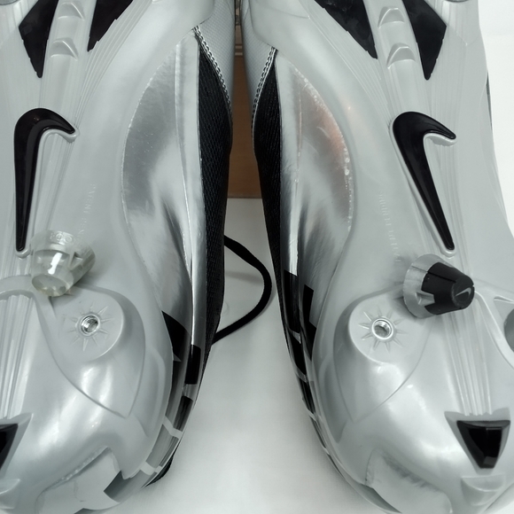 Nike Vapor Pro Football Cleats Men's Size 13.5 Style#511342-010 Black/Silver - Picture 7 of 12